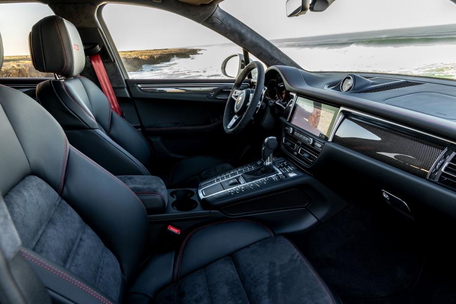 Интерьер Porsche Macan GTS (95B) 2020 года  (WW) (фото 35 из 52)
